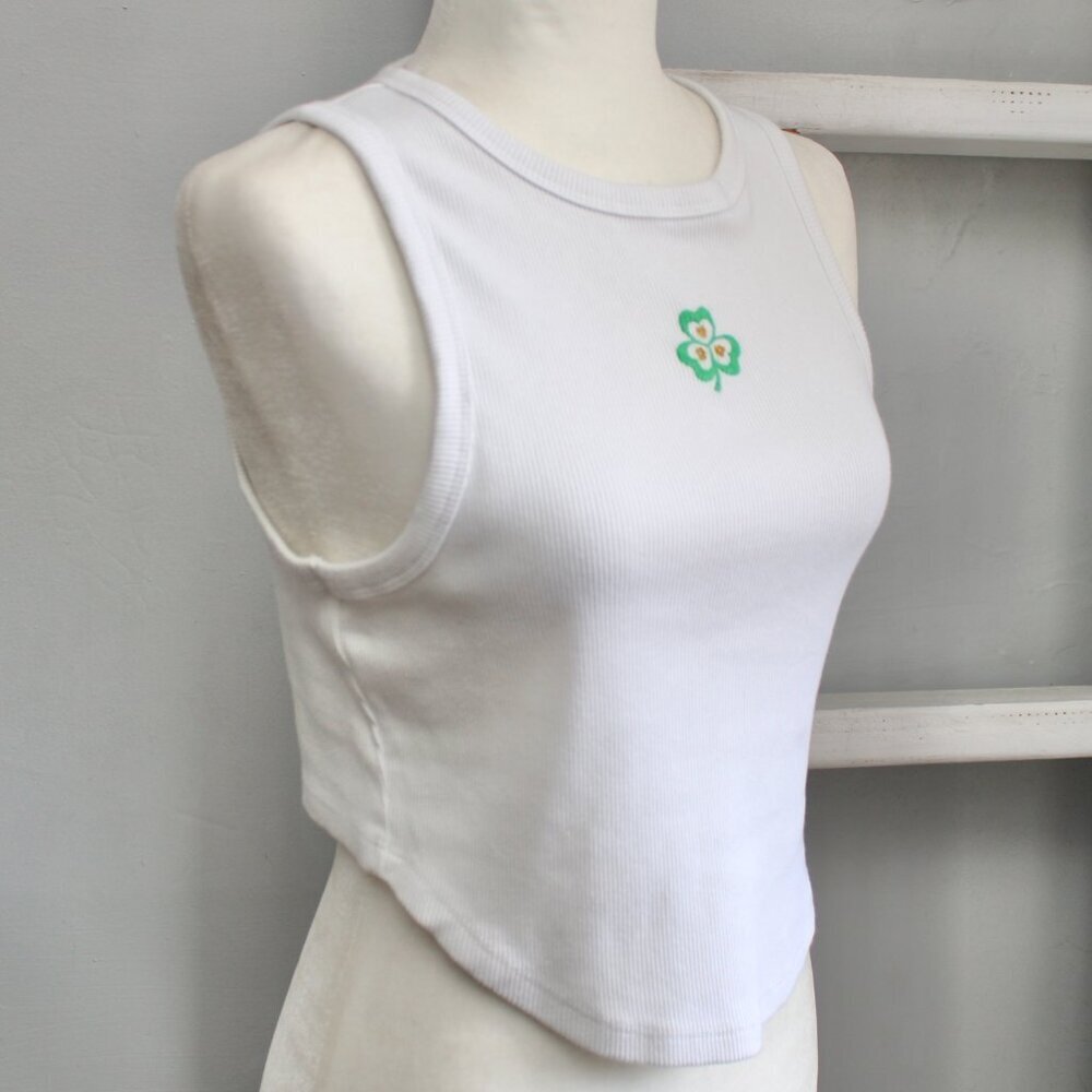 Aerie White Green St. Paddys Day New Day Curved Hem Cropped Tank Top Size Large - Picture 2 of 9